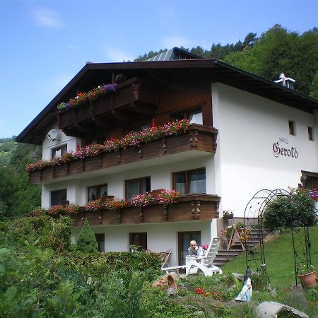 Haus Gerold Hotel Oetz Exterior photo